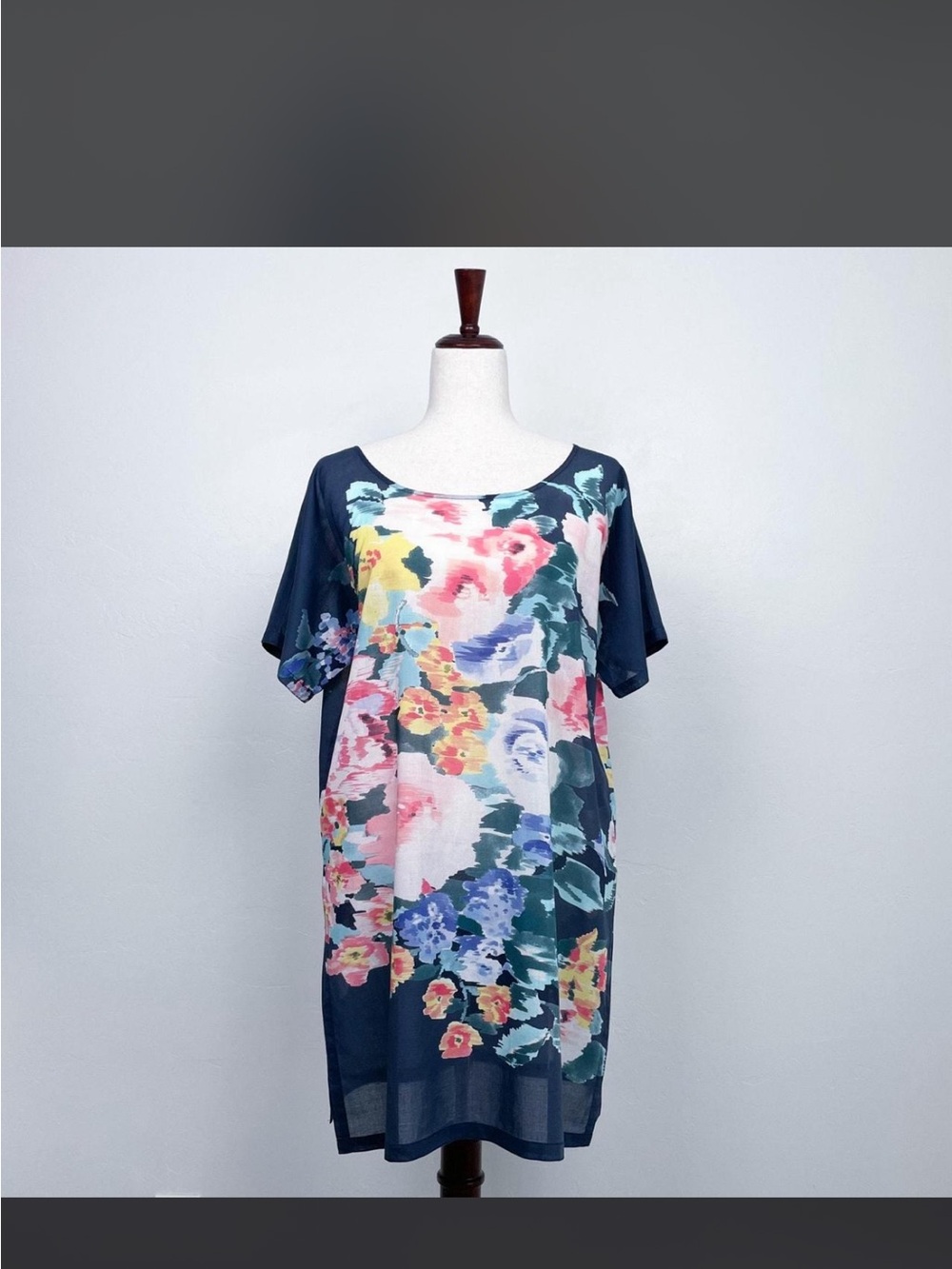 Gorgeous Johnny Was Floral Short-Sleeve Tunic